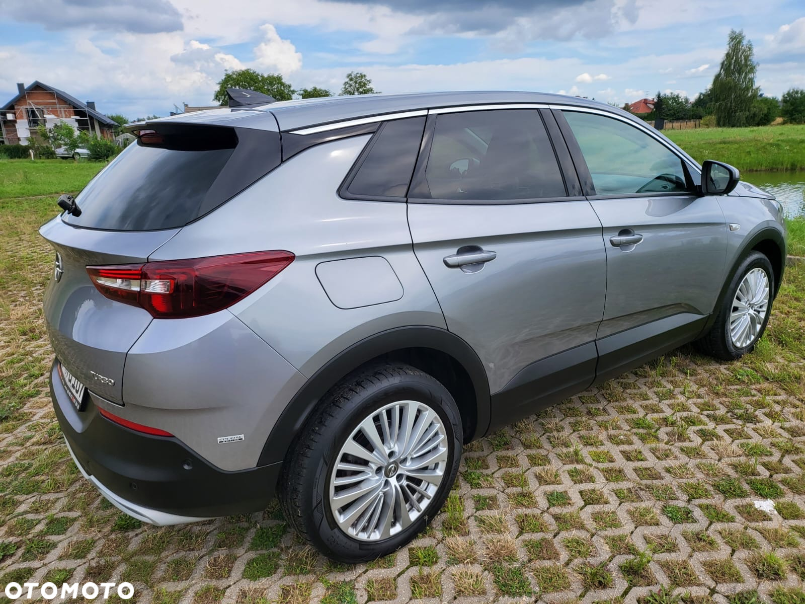 Opel Grandland X 1.2 Start/Stop Business INNOVATION - 2