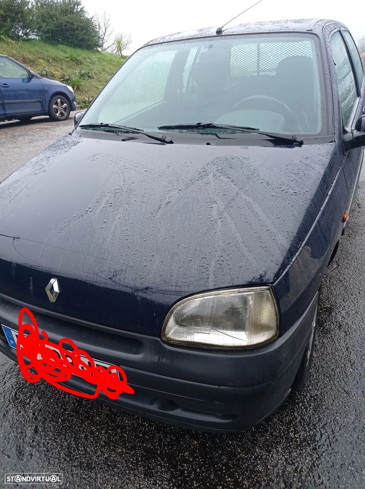 Renault Clio 1.9 D RXE - 13
