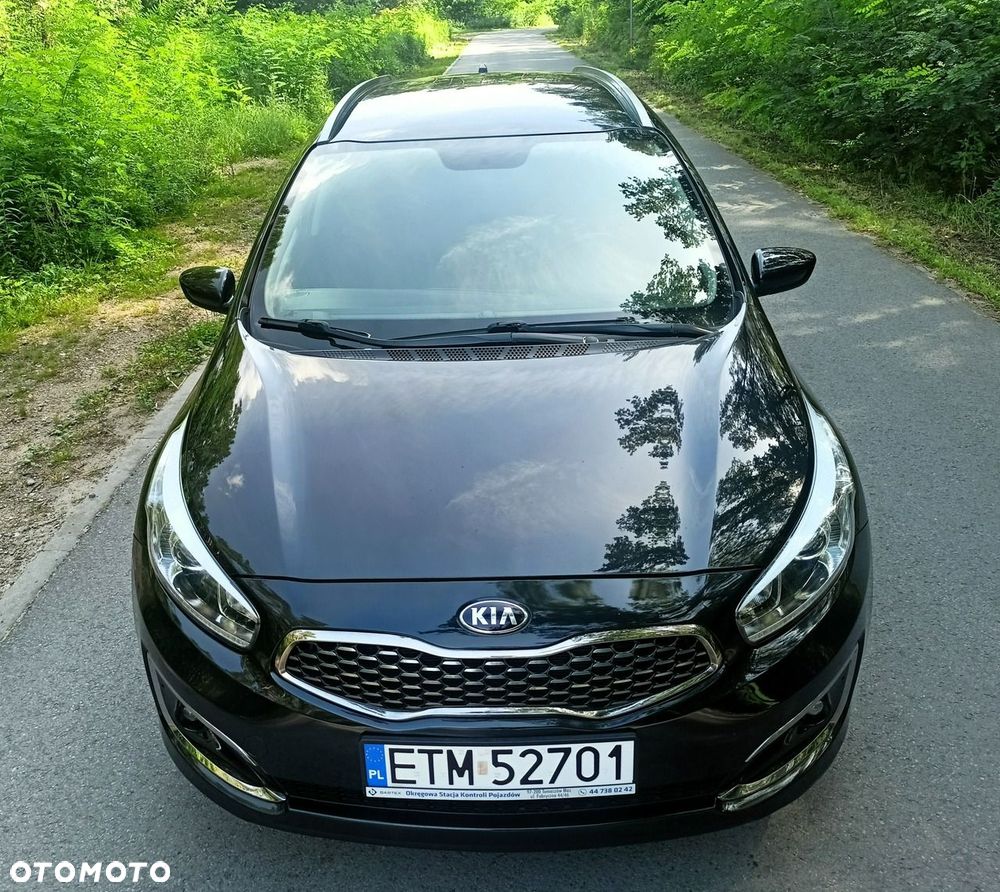 Kia Ceed - 23