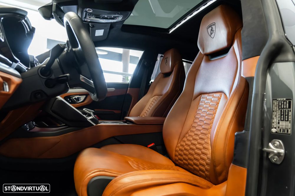Lamborghini Urus 4.0 V8 - 8