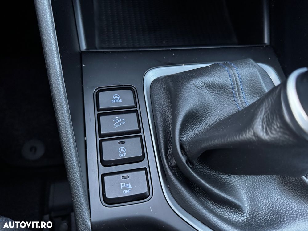 Hyundai Tucson blue 1.7 CRDi 2WD Passion Plus - 36