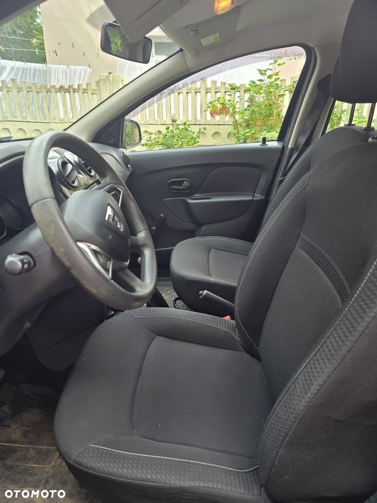 Dacia Sandero - 5