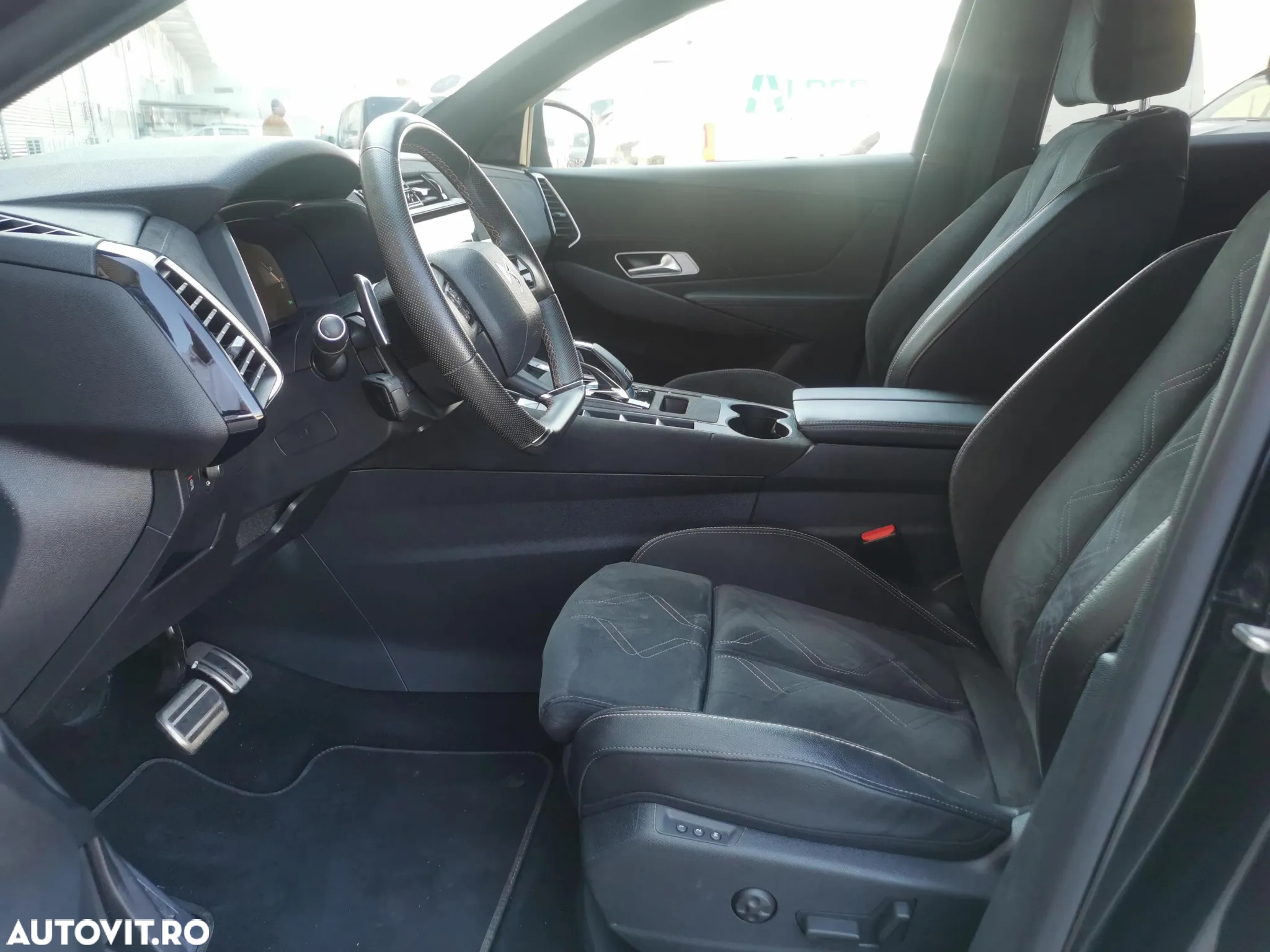 DS Automobiles DS 7 Crossback DS7 1.6 PHeV AWD 300 EAT8 PERFORMANCE LINE + - 12