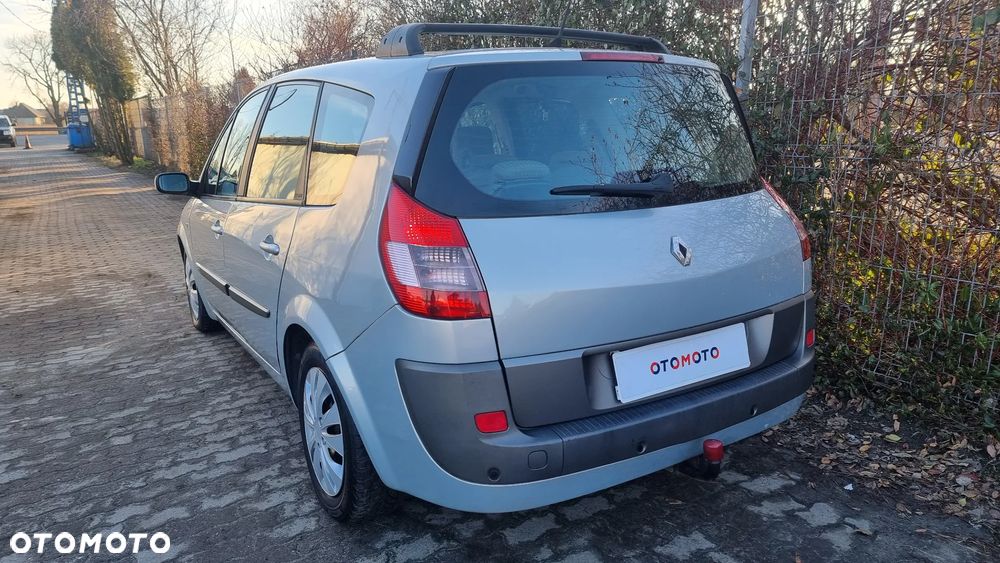 Renault Scenic - 4