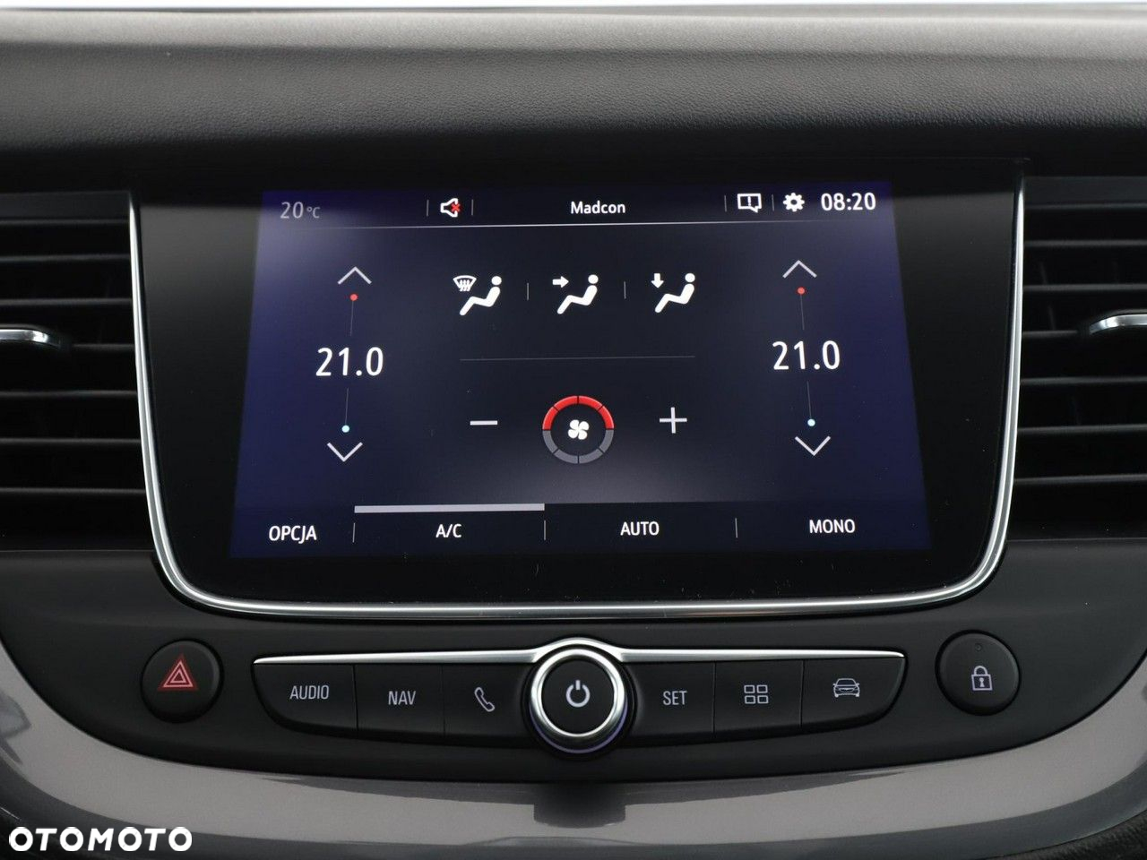 Opel Grandland X 1.2 T GPF Design Line S&S - 27