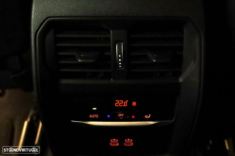 BMW 330 e Touring Pack M Auto - 22