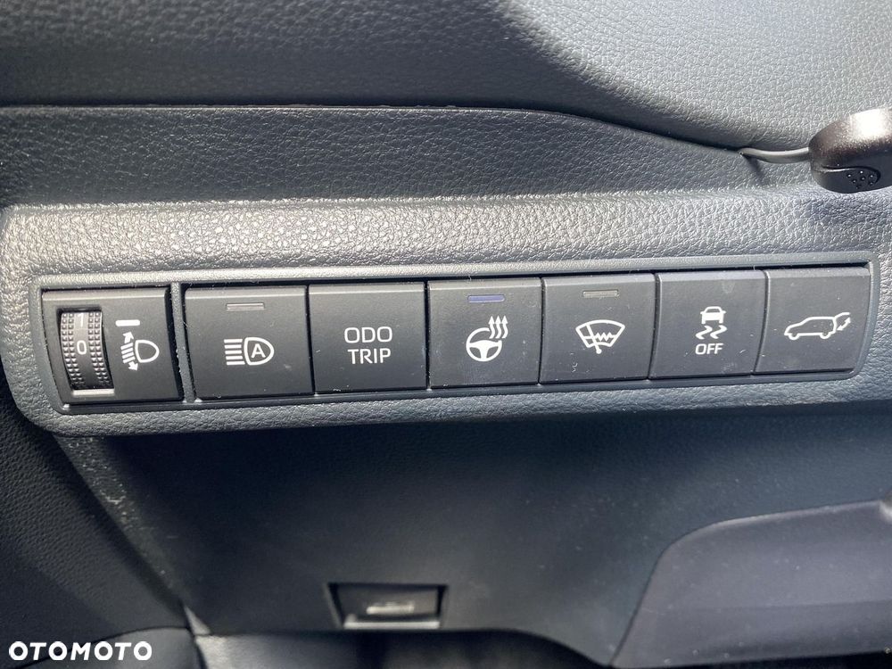 Toyota Corolla 1.8 Hybrid Style - 24