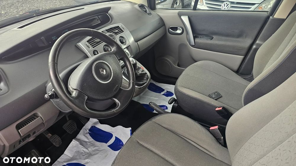Renault Scenic 1.6 16V Authentique Euro5 - 10