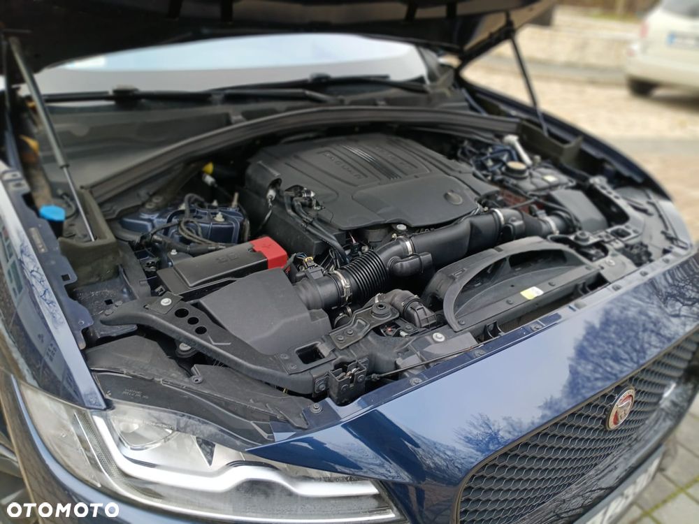 Jaguar F-Pace 3.0 V6 AWD S - 12
