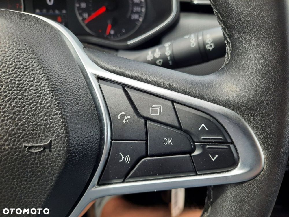 Renault Clio - 28