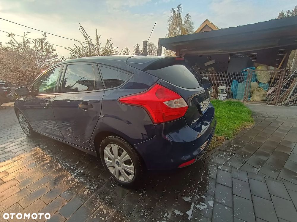 Ford Focus 1.6 Trend - 3
