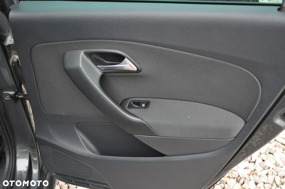 Volkswagen Polo 1.4 Team - 29