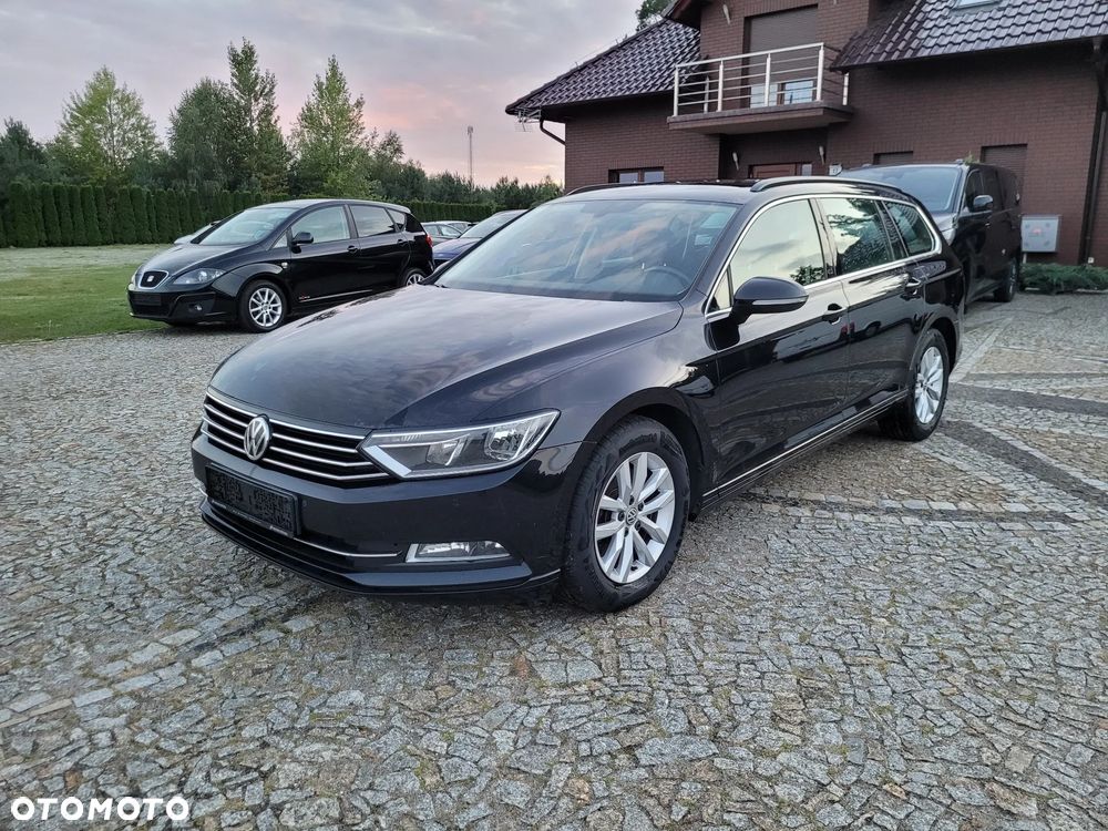 Volkswagen Passat 2.0 TDI SCR DSG Comfortline - 2