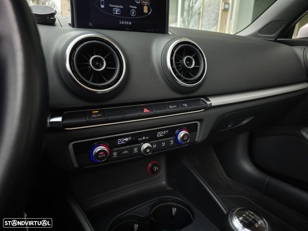 Audi A3 Cabrio 1.6 TDi Attraction - 19