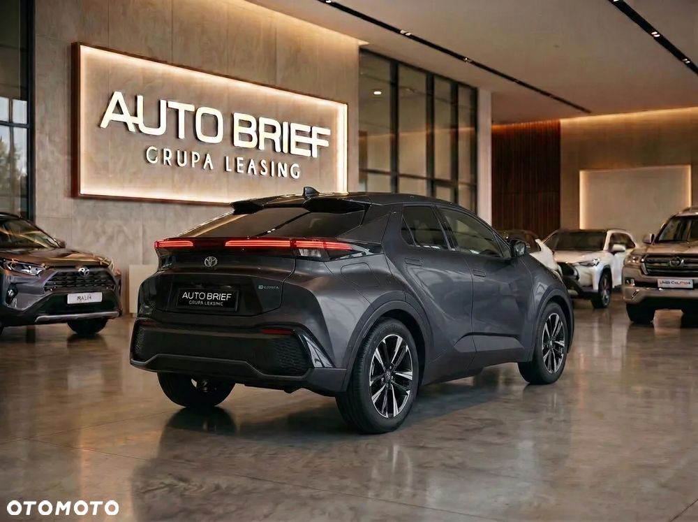Toyota C-HR 2.0 PHEV Dynamic Force Style - 12