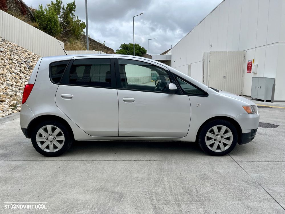 Mitsubishi Colt - 12