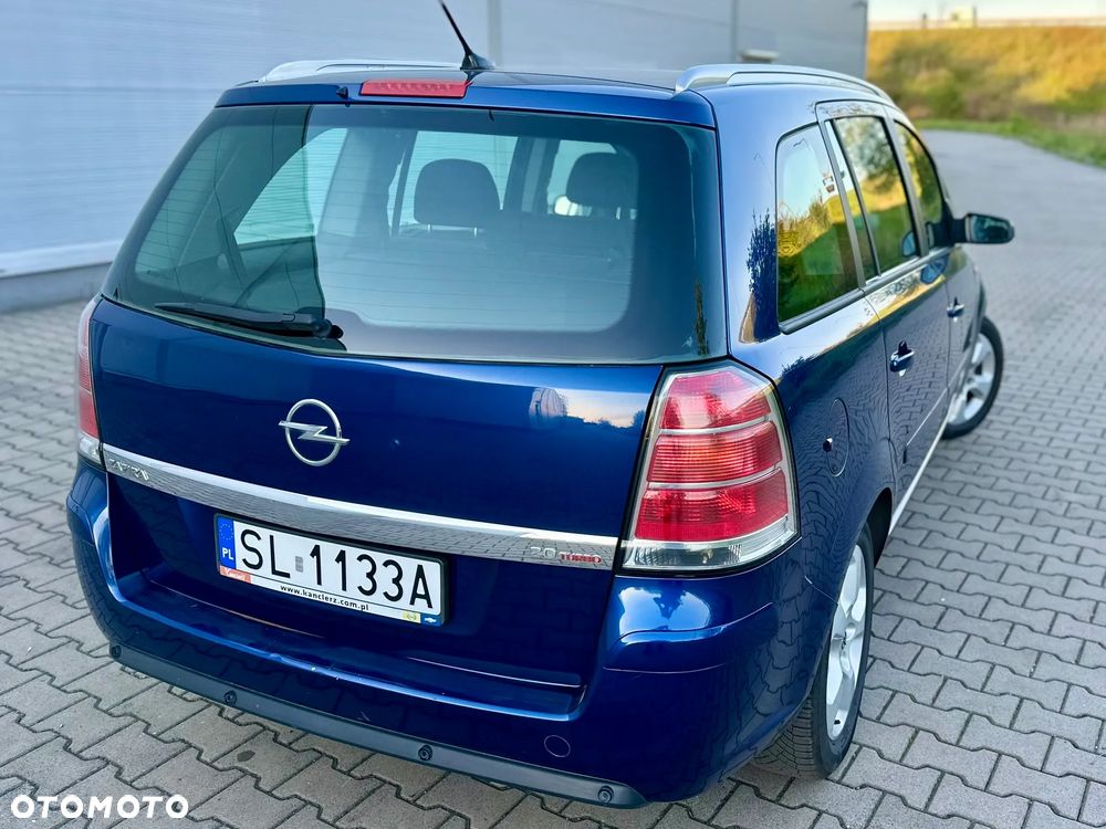 Opel Zafira 2.0 T Elegance - 24