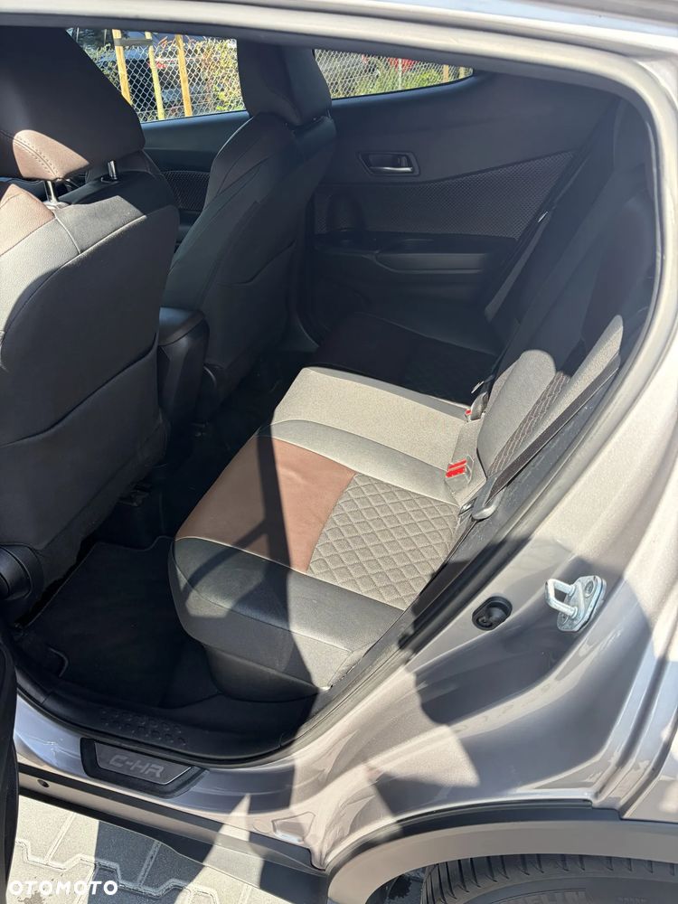 Toyota C-HR Style - 8
