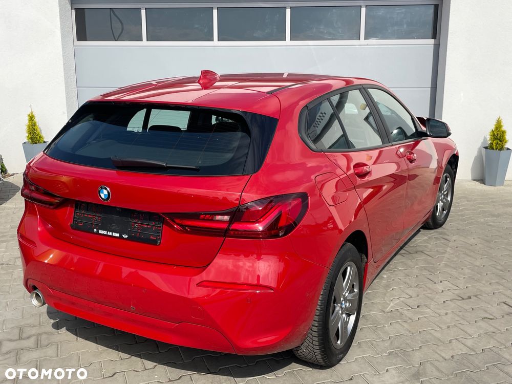 BMW Seria 1 116i - 4