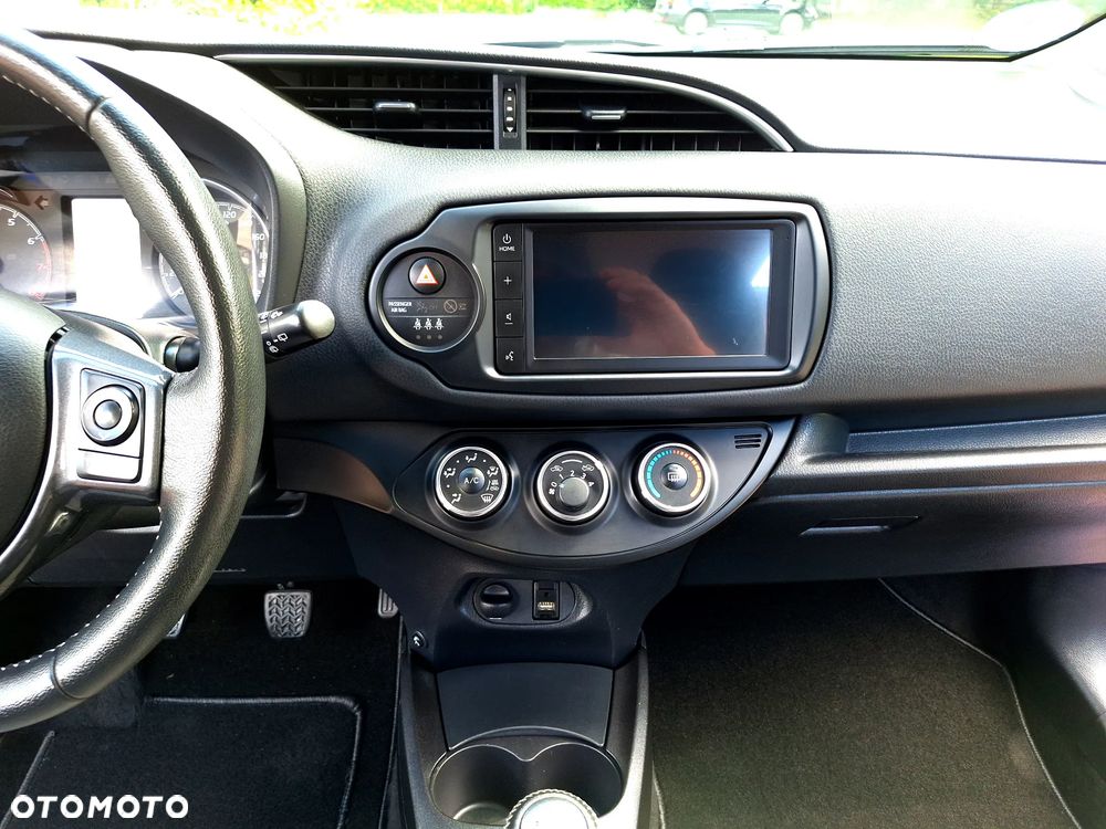 Toyota Yaris 1.5 20th Anniversary - 9