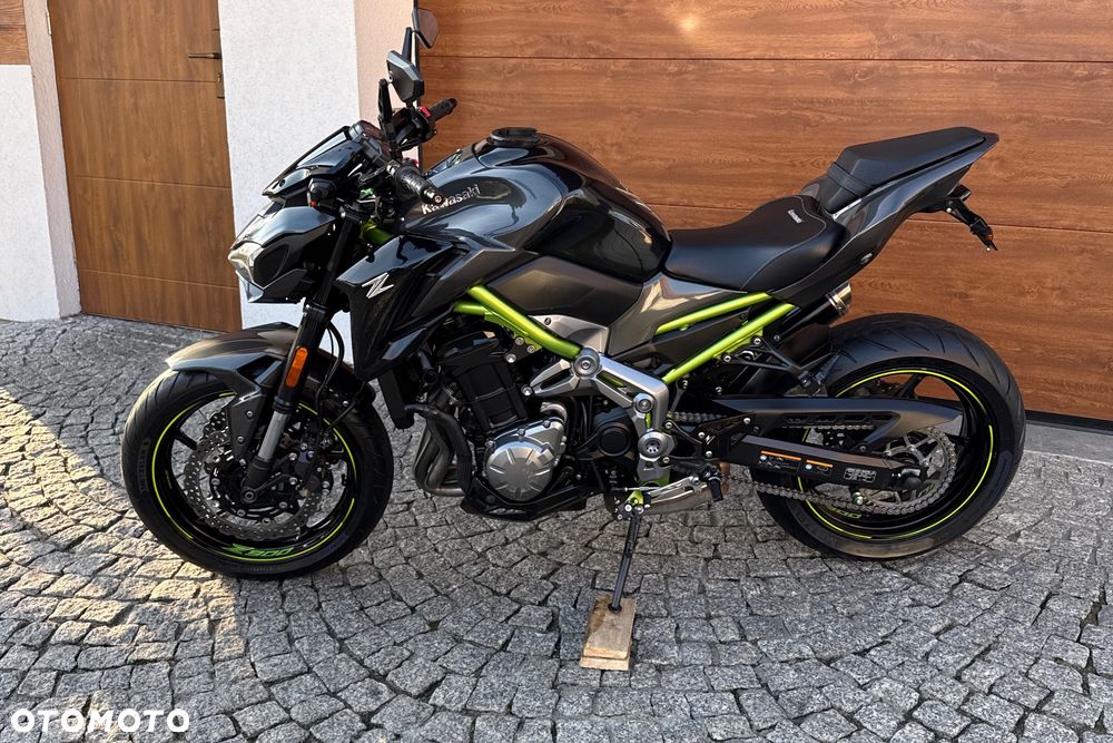 Kawasaki Z 900 - 17