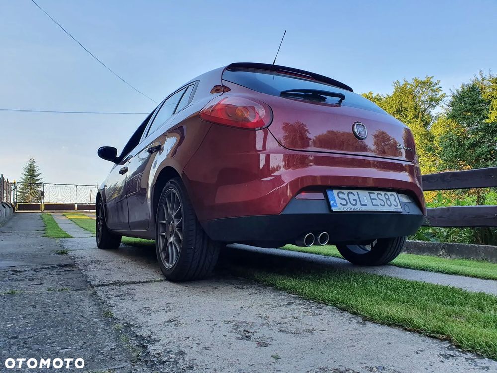 Fiat Bravo 1.4 T-JET 16V Dynamic - 23