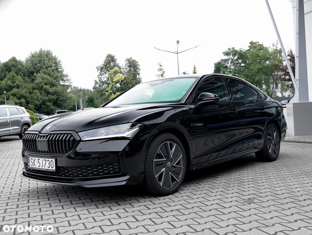 Skoda Superb 2.0 TSI Sportline DSG - 4