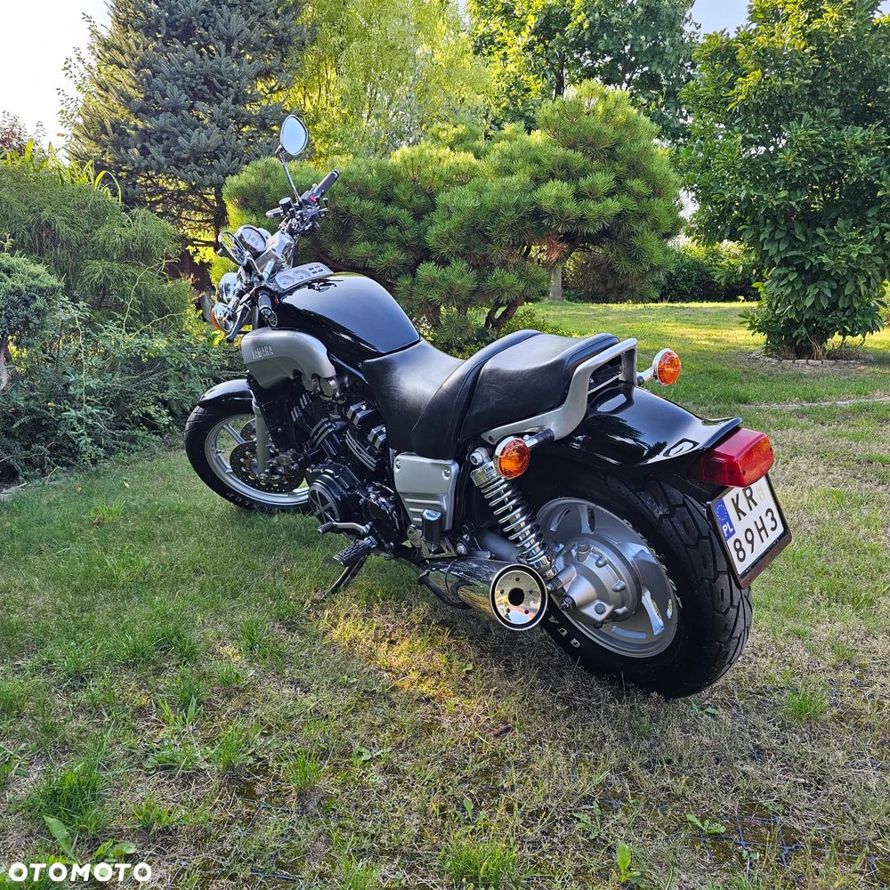 Yamaha V-MAX - 5