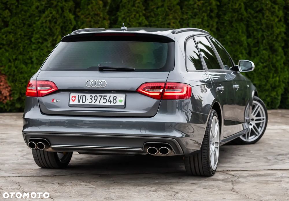 Audi S4 Avant - 14