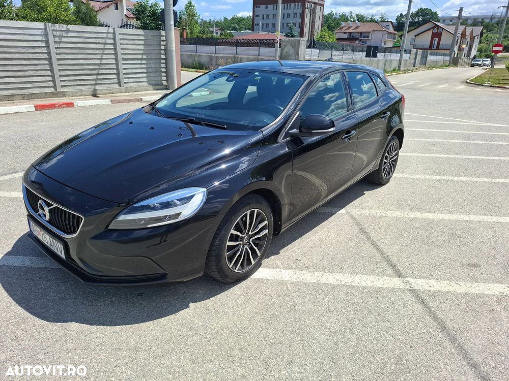 Volvo V40 D3 Aut. Momentum - 1