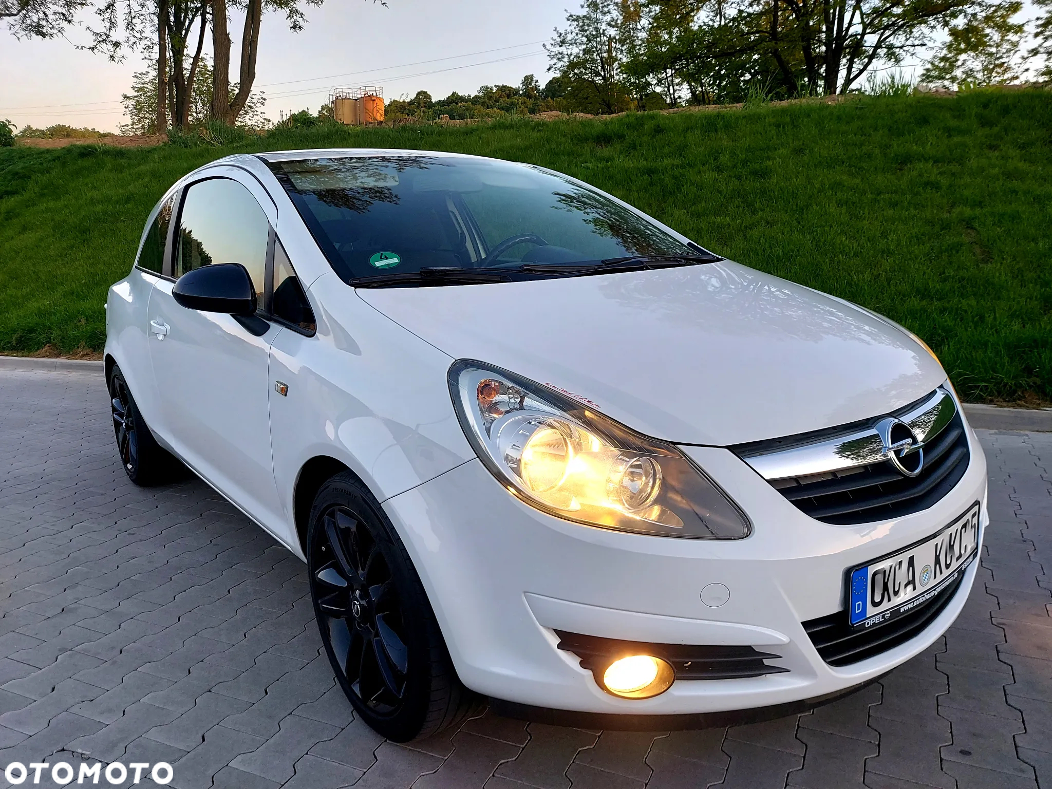 Opel Corsa 1.4 16V Color Edition - 19