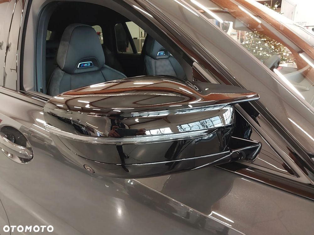 BMW M3 Competition M xDrive - 28