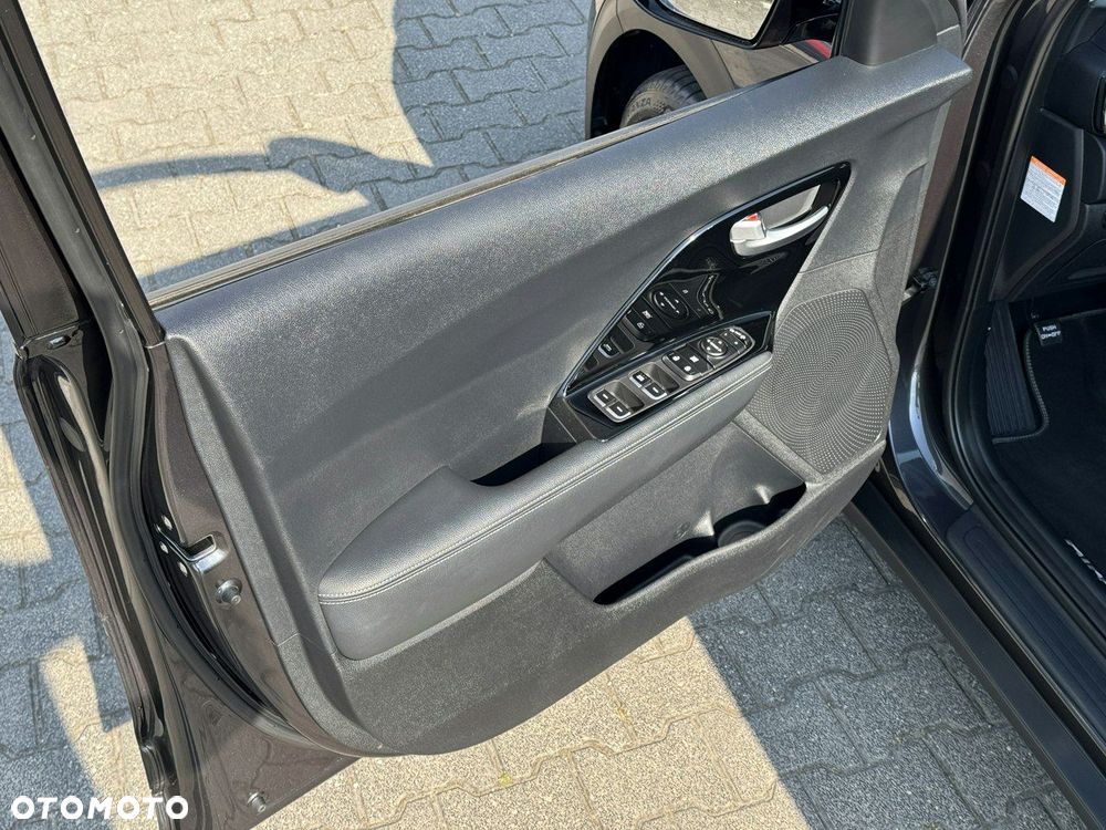 Kia Niro - 17