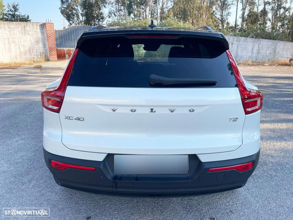 Volvo XC 40 1.5 T2 Momentum Plus - 7