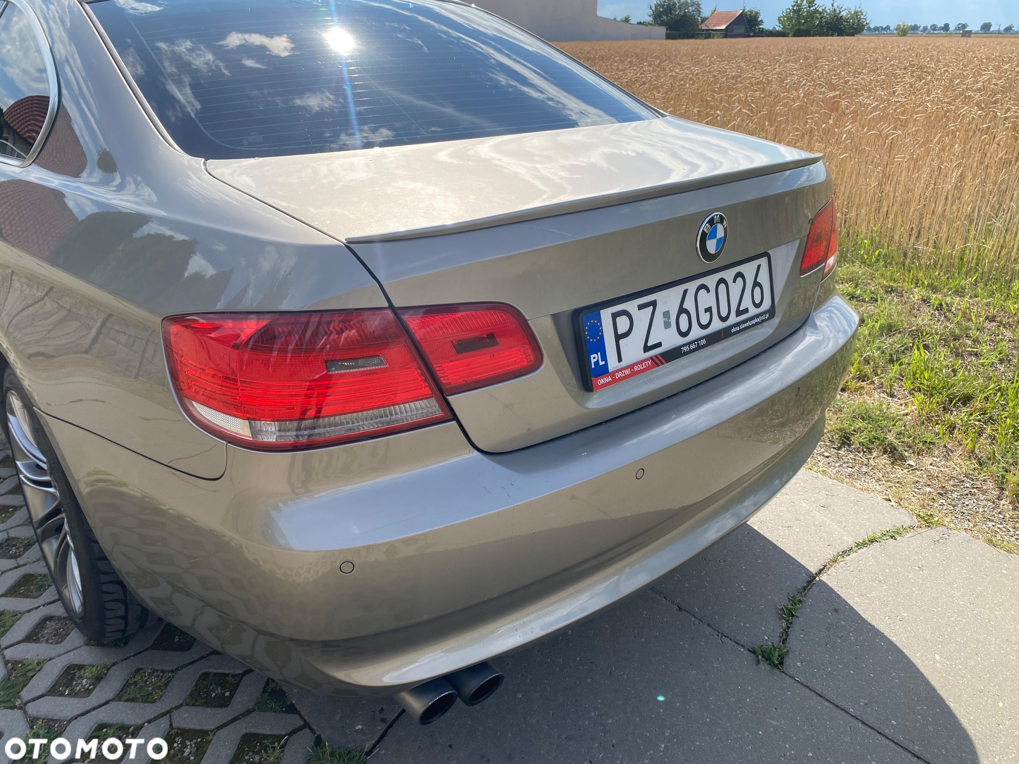 BMW Seria 3 325i xDrive Coupe - 8