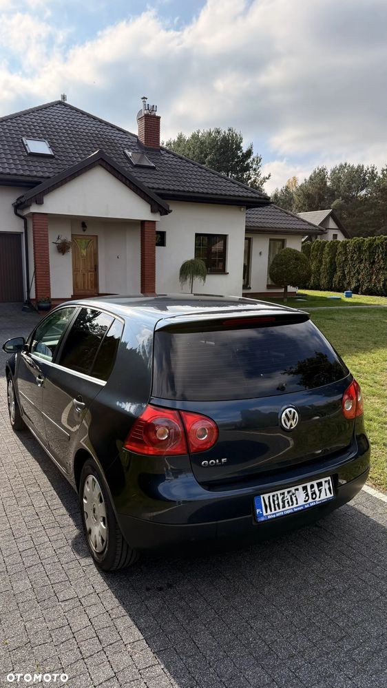 Volkswagen Golf 2.0 TDI Comfortline - 6