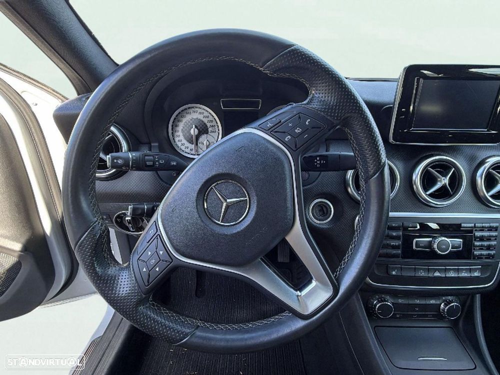 Mercedes-Benz A 180 - 13