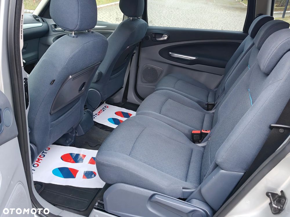 Ford Galaxy 2.0 TDCi Ghia - 10