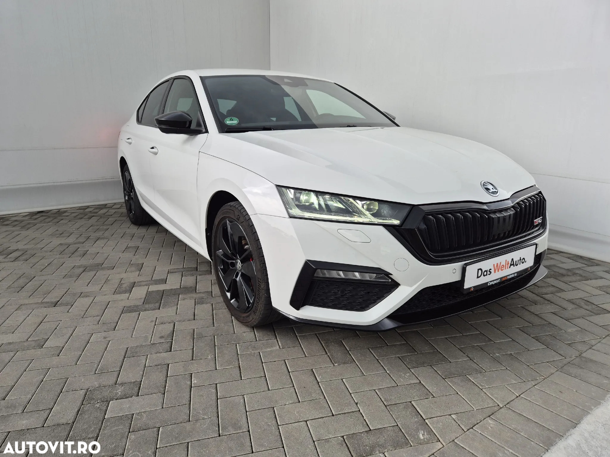 Skoda Octavia 1.4 TSI iV DSG RS - 7