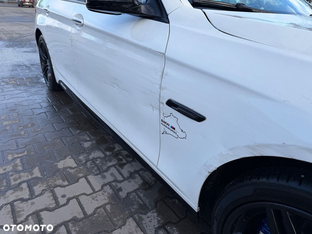 BMW Seria 5 535i - 12