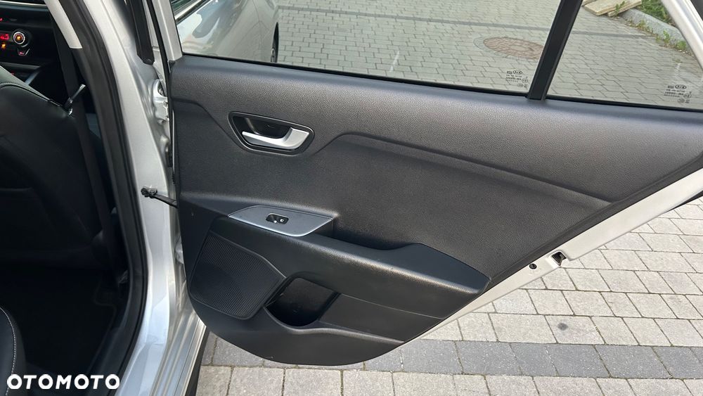 Kia Rio 1.0 T-GDI 120 GT Line - 28