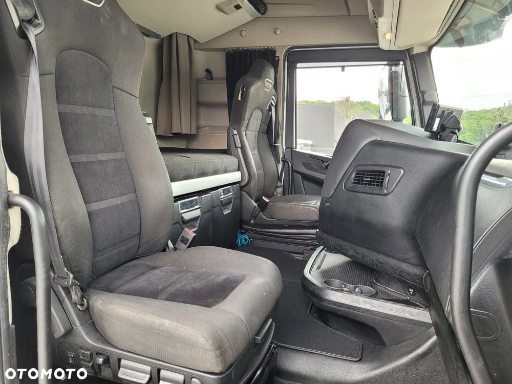 Iveco S-WAY 460 LNG / MEGA / RETARDER / ALUFELGI - 13