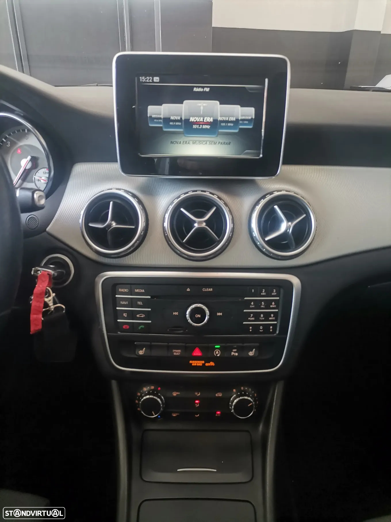 Mercedes-Benz GLA 200 CDi Urban Aut. - 12