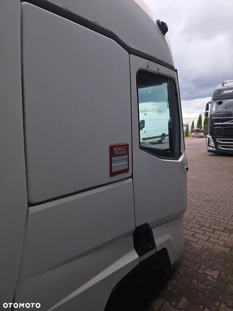 Drzwi kompletne prawe Renault gama T - 1