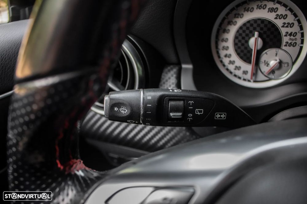 Mercedes-Benz A 180 CDI AMG Line - 16