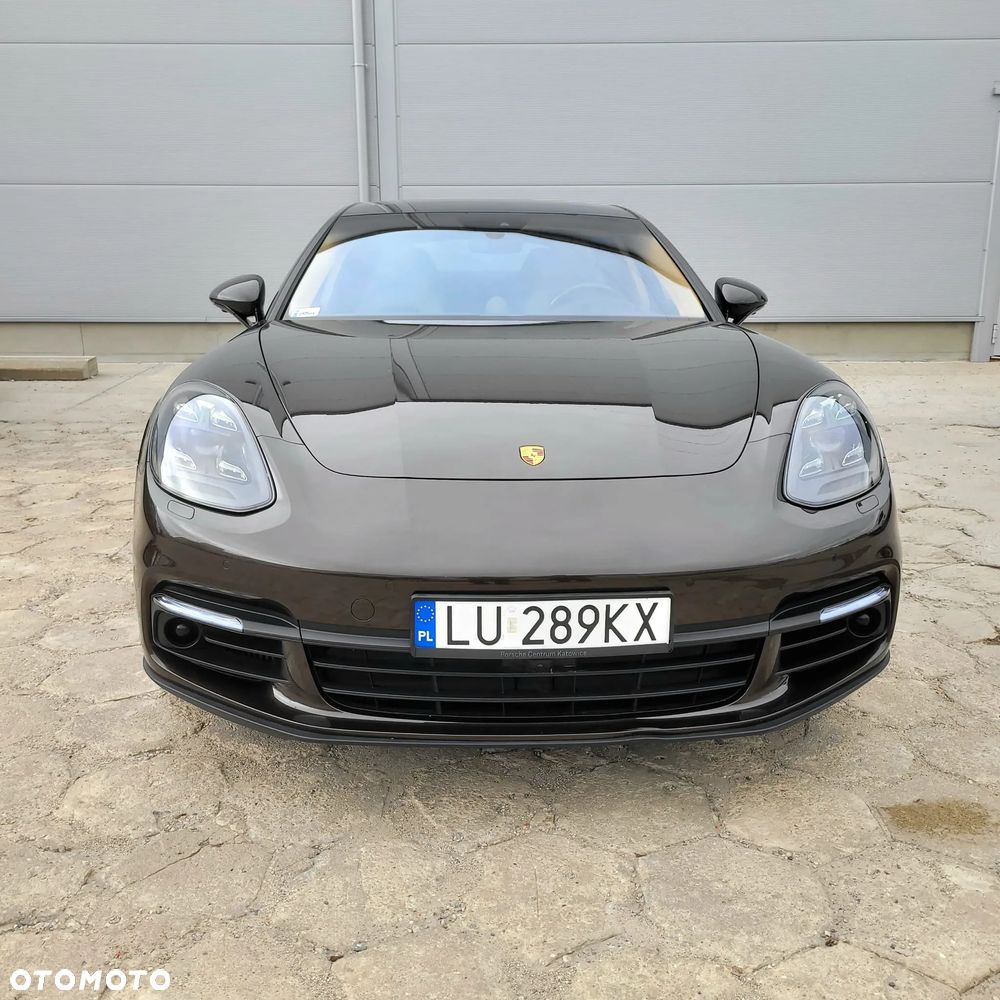 Porsche Panamera 4 E-Hybrid Platinum Edition - 4