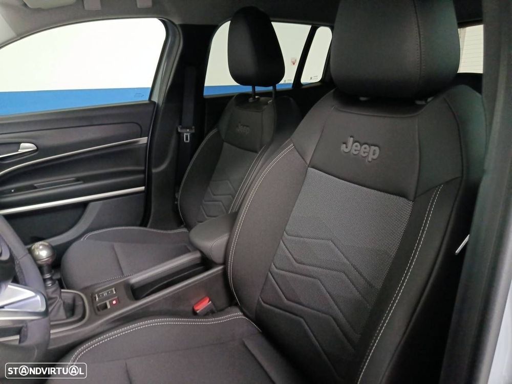 Jeep Avenger 1.2 GSE T3 Altitude - 10