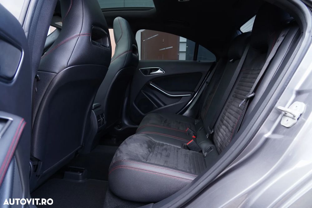 Mercedes-Benz CLA 250 7G-DCT AMG Line - 9