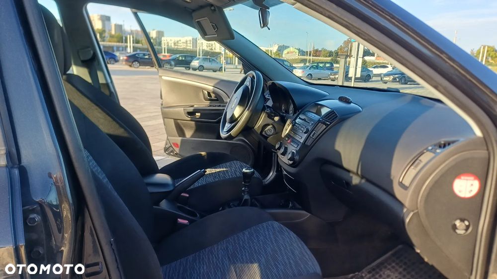 Kia Ceed 2.0 crdi Optimum - 13