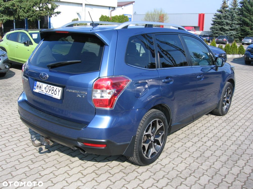 Subaru Forester 2.0XT Platinum Lineartronic - 4